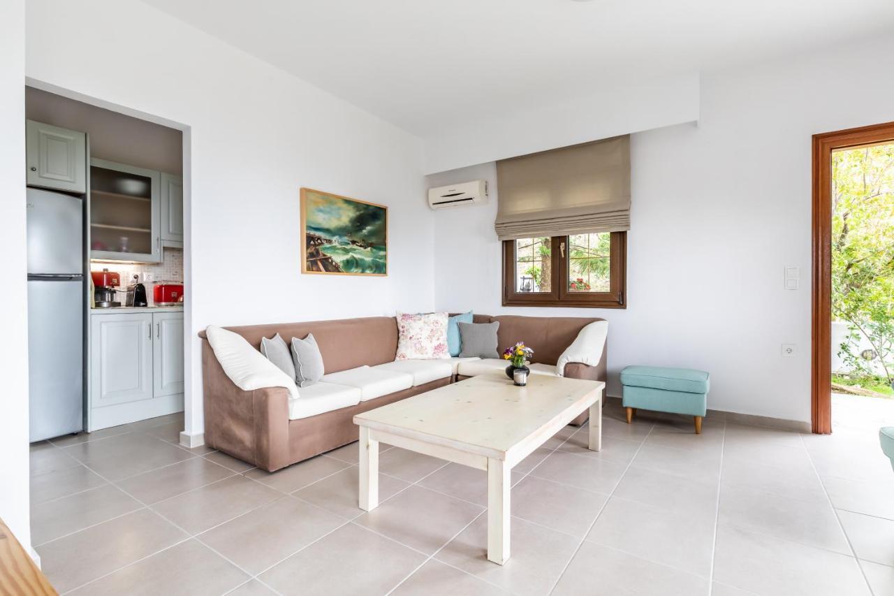 Oikia Guesthouse Στάφυλος Εξωτερικό φωτογραφία