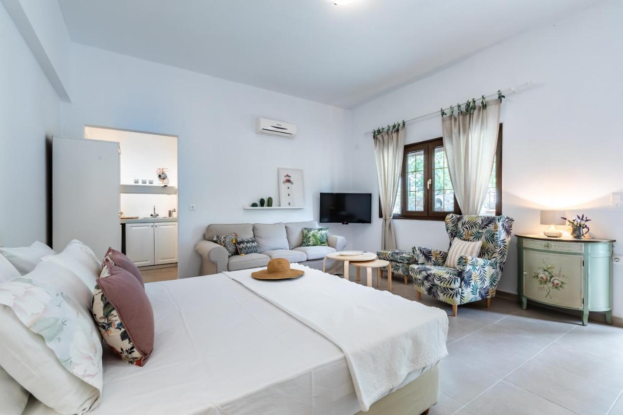 Oikia Guesthouse Στάφυλος Εξωτερικό φωτογραφία